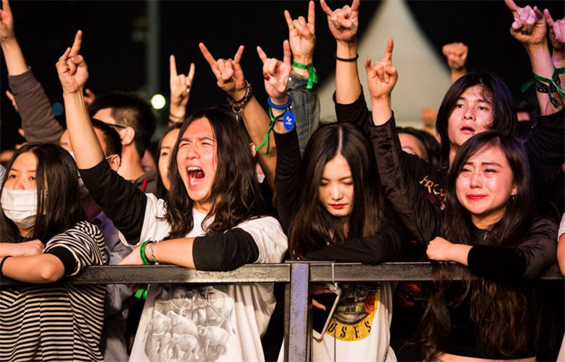 深圳迷笛音乐节点亮龙岗 音乐大咖陪乐迷跨年